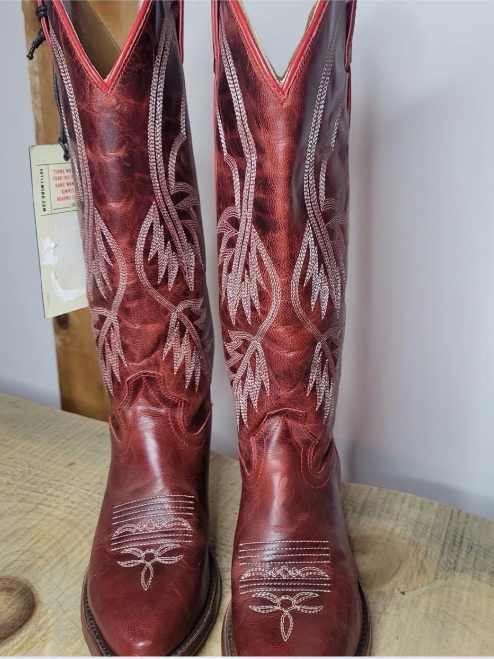Idyllwind Burgundy Embroidered Leather Heeled Cowboy Boots